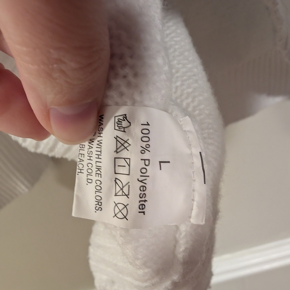 Striped Blue and White Sweater Size L - Picture 3 of 3